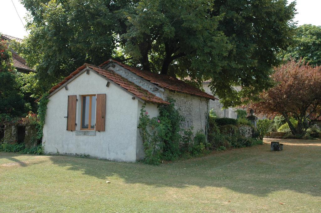 La Lunaire Bed and Breakfast Verteillac Δωμάτιο φωτογραφία