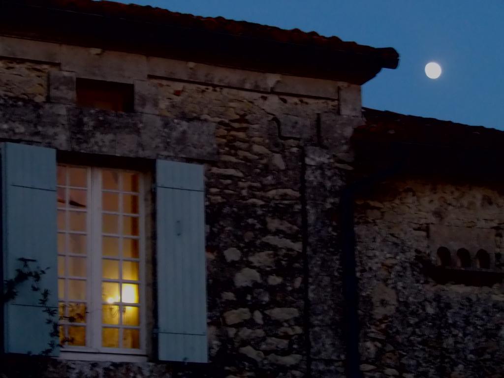 La Lunaire Bed and Breakfast Verteillac Δωμάτιο φωτογραφία